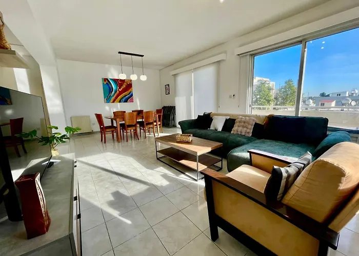 Comfort In - Aglantzia Rik Lägenhet *