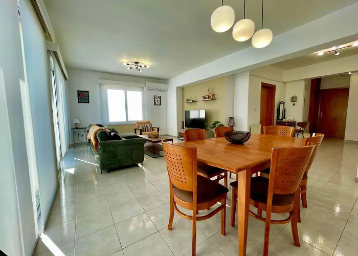 Comfort In - Aglantzia Rik * Nicosia