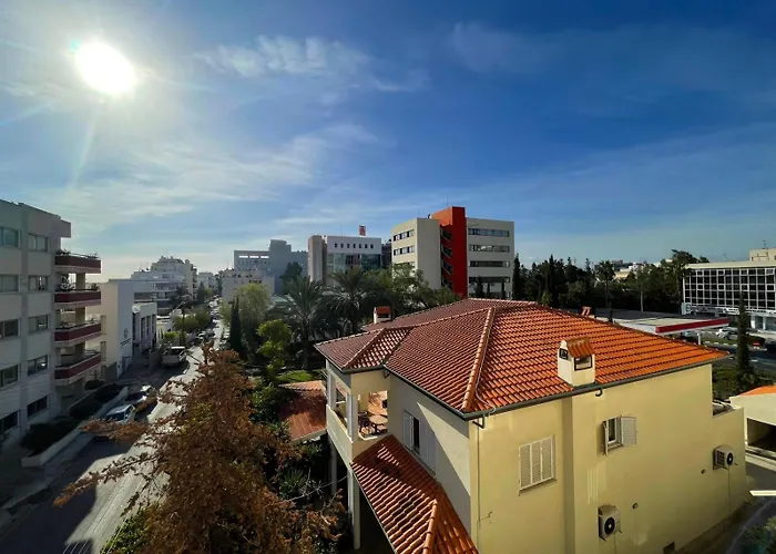 Comfort In - Aglantzia Rik Nicosia